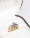 Thin Gold Ring with Trapezoid Diamonds
