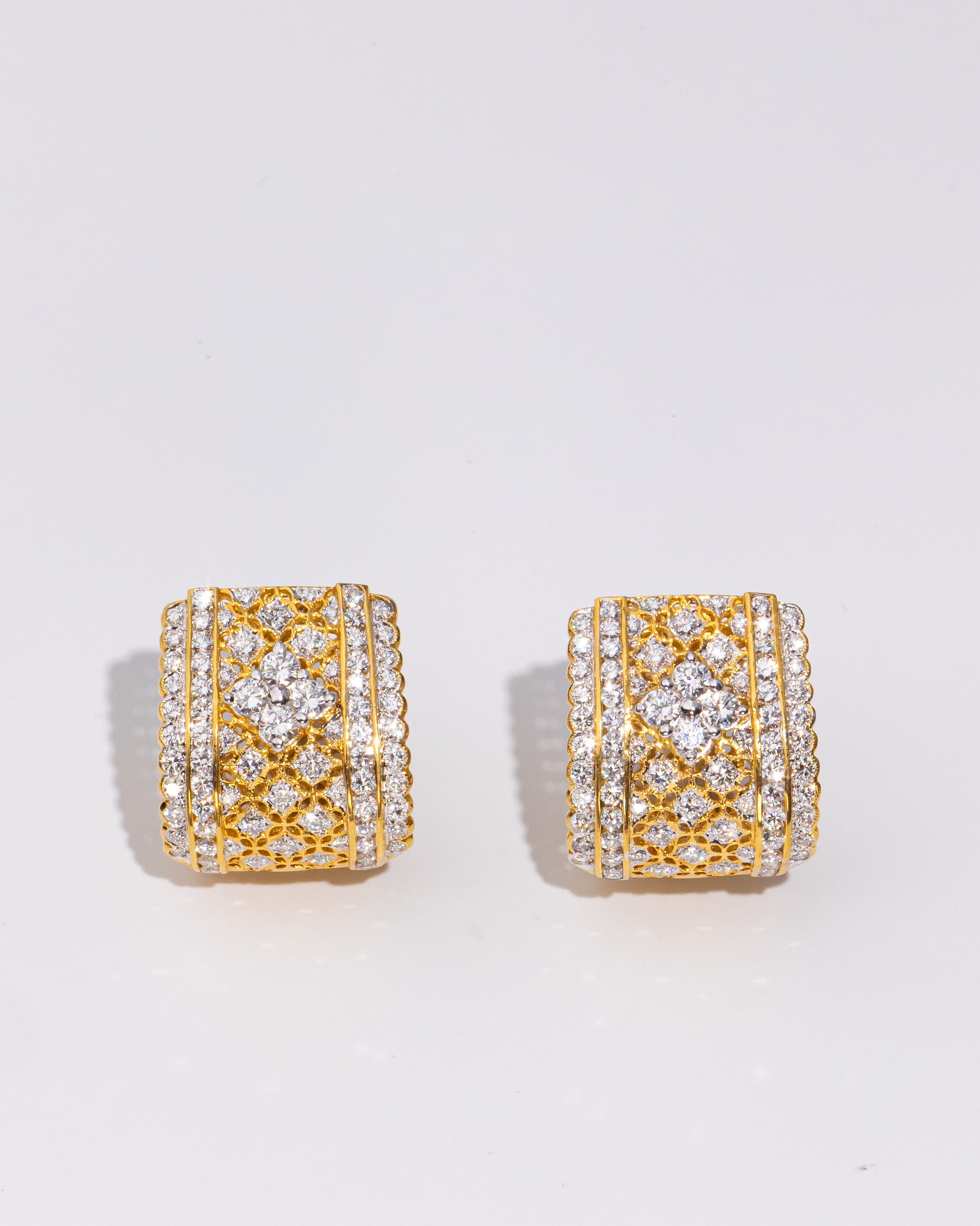 Thai Craftsmanship Diamond Earrings